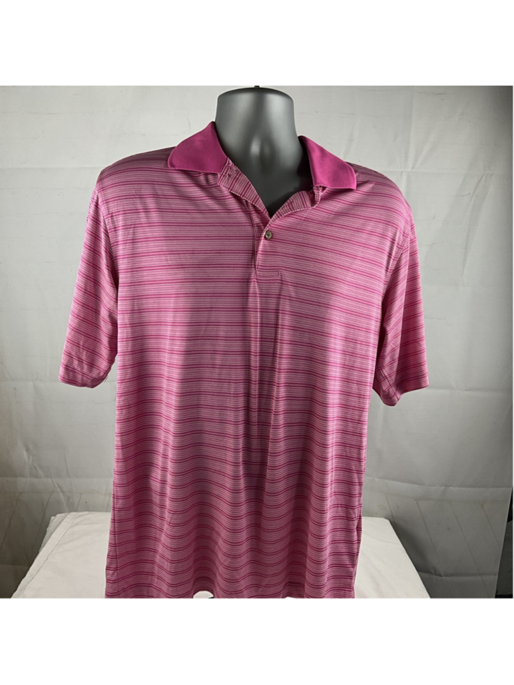 Pebble Beach Performance Golf Polo Pink Striped Shirt Men’s Size Medium